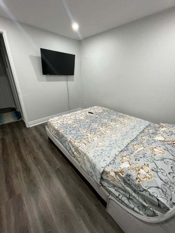 Mo'S Place 密西沙加 外观 照片